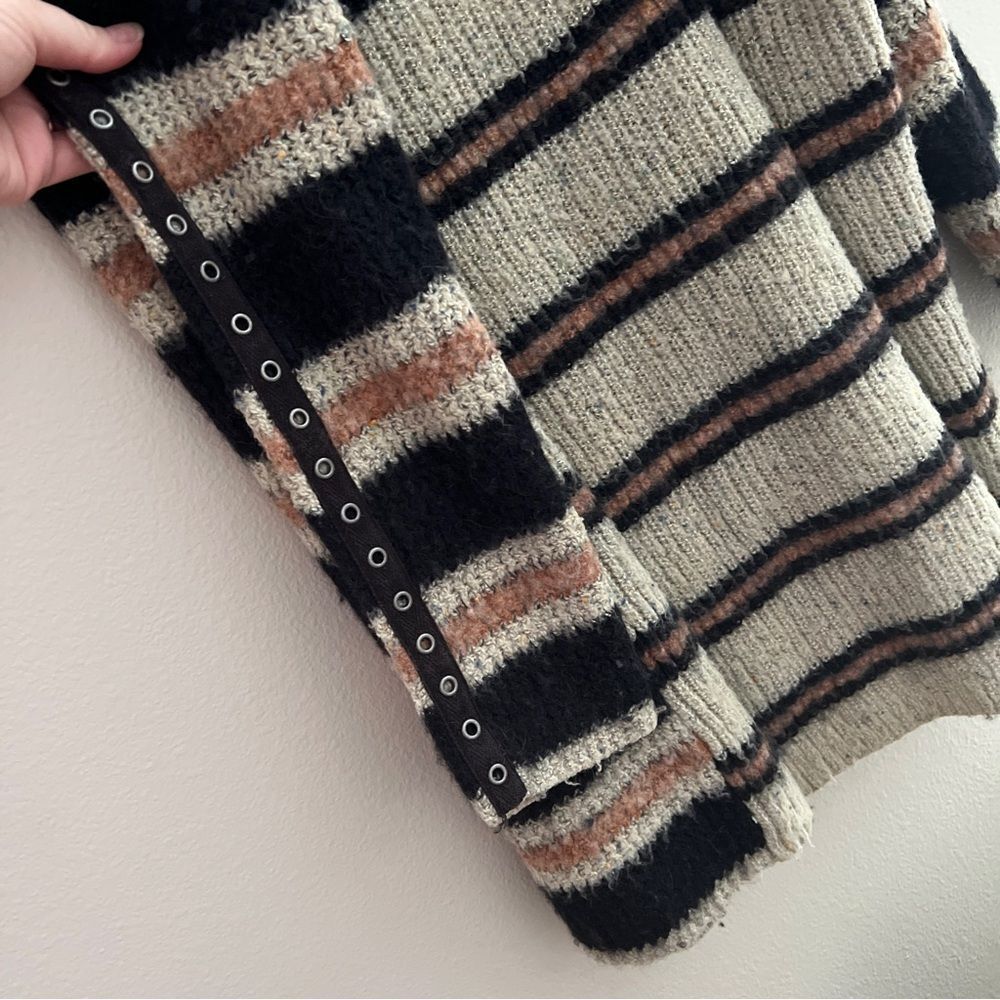 Free people sid striped oversized sweater size M black brown - Picture 5 of 7